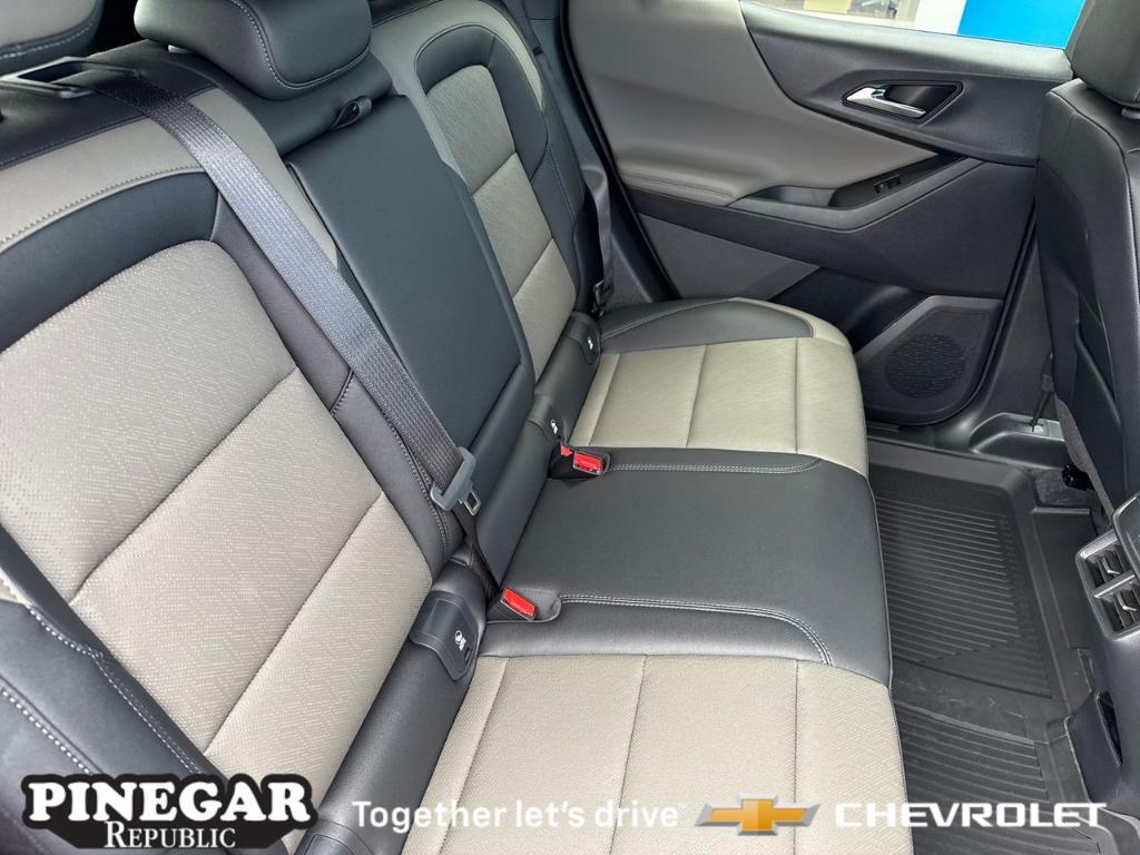 new 2026 Chevrolet Equinox car, priced at $32,340