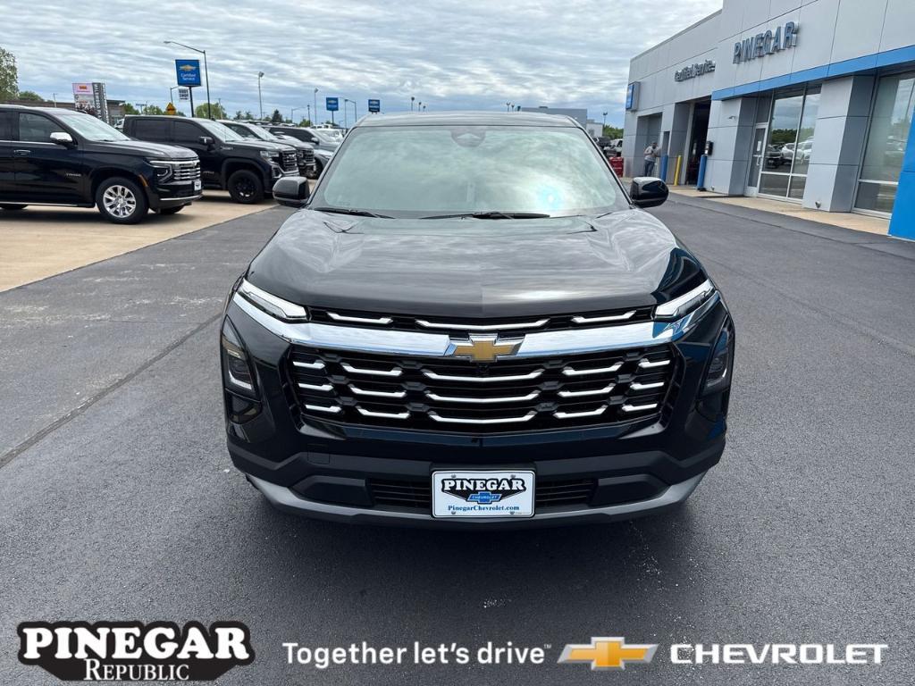 new 2026 Chevrolet Equinox car, priced at $32,340