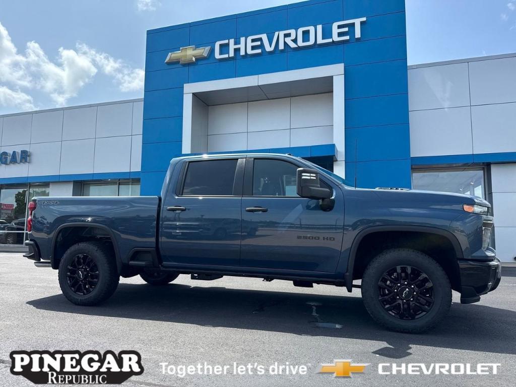 new 2025 Chevrolet Silverado 2500 car, priced at $55,315