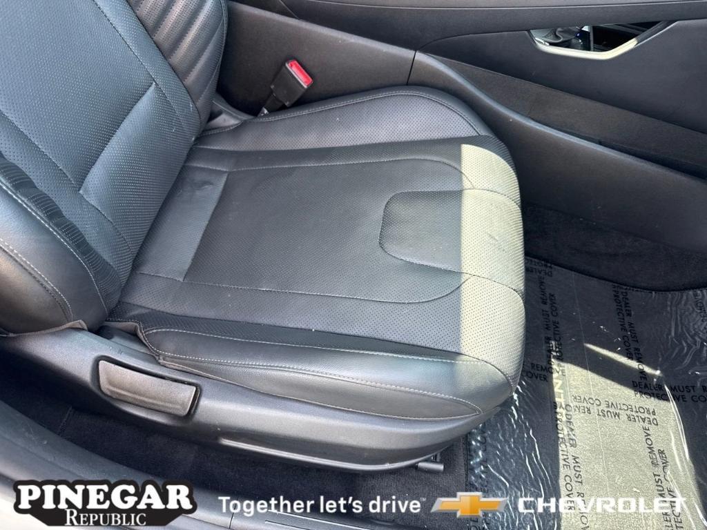 used 2021 Hyundai Elantra car, priced at $18,667