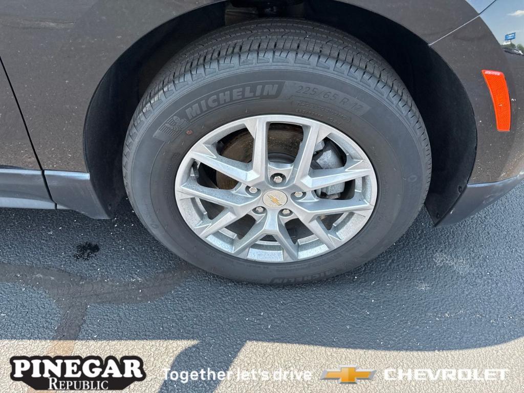 used 2023 Chevrolet Equinox car, priced at $23,305