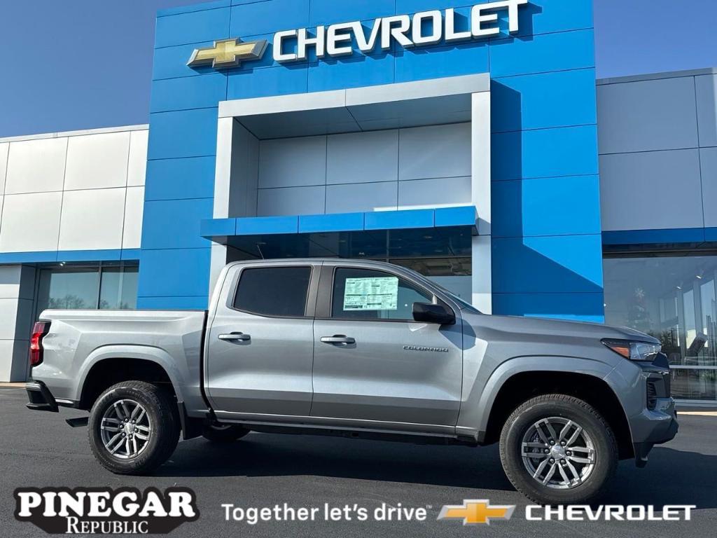 new 2024 Chevrolet Colorado car, priced at $34,945