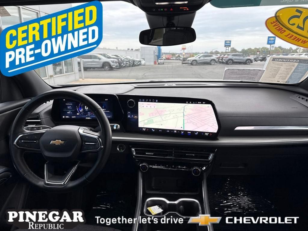 used 2025 Chevrolet Traverse car, priced at $38,655
