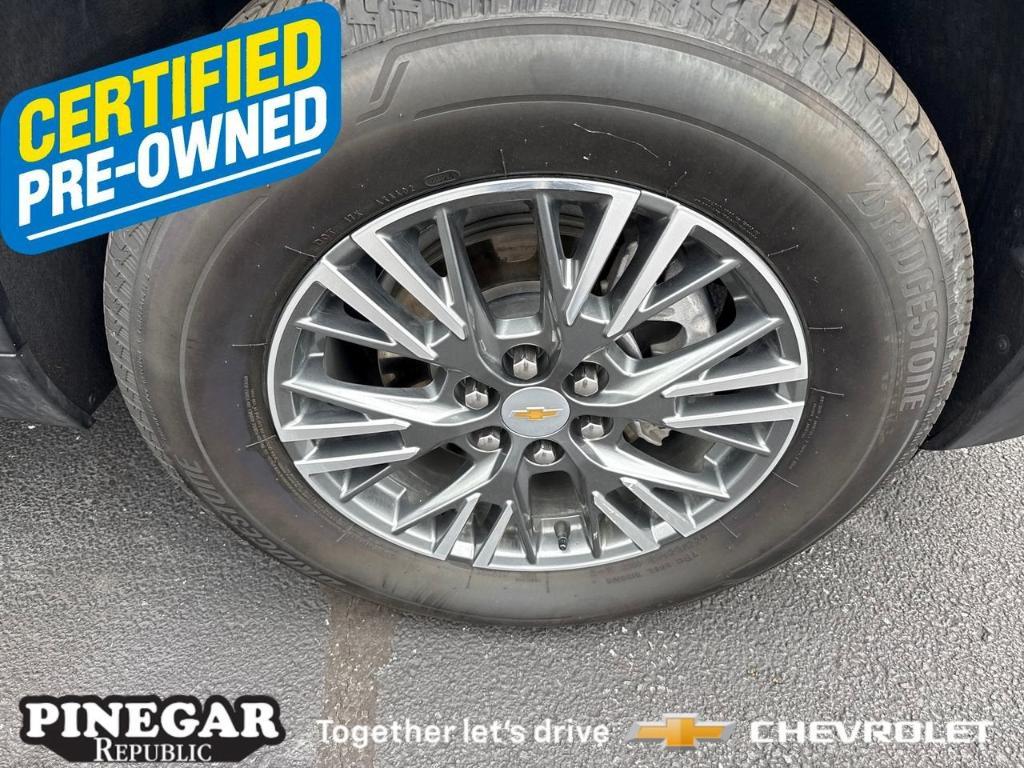 used 2025 Chevrolet Traverse car, priced at $38,655
