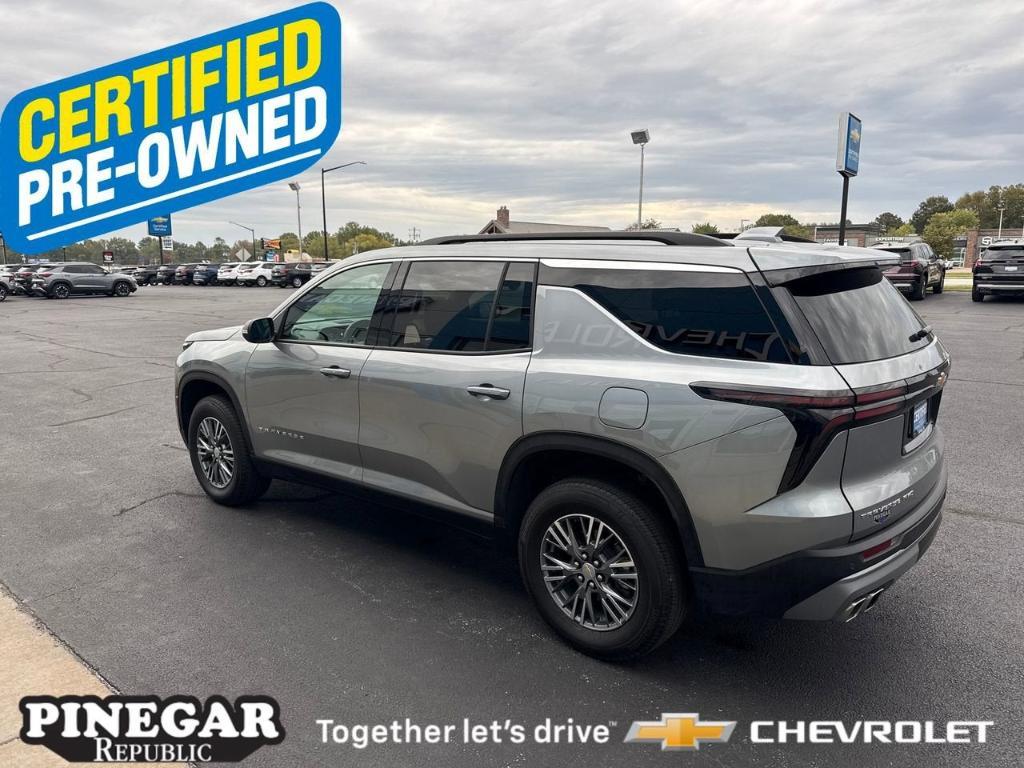 used 2025 Chevrolet Traverse car, priced at $38,655