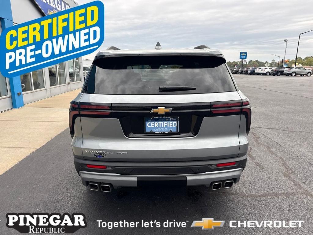 used 2025 Chevrolet Traverse car, priced at $38,655