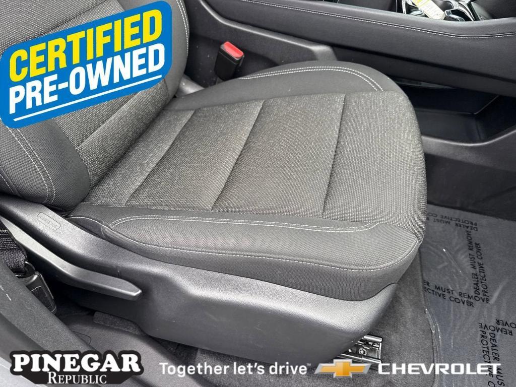 used 2025 Chevrolet Traverse car, priced at $38,655