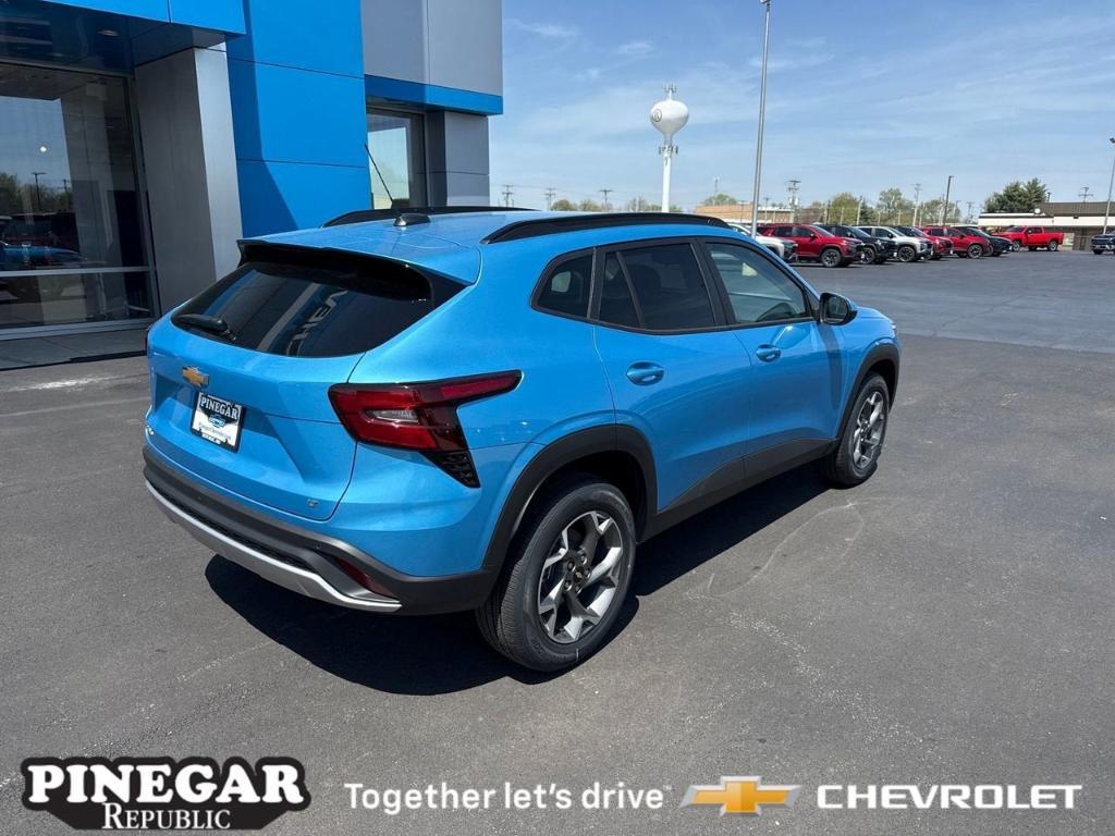 new 2025 Chevrolet Trax car, priced at $24,980