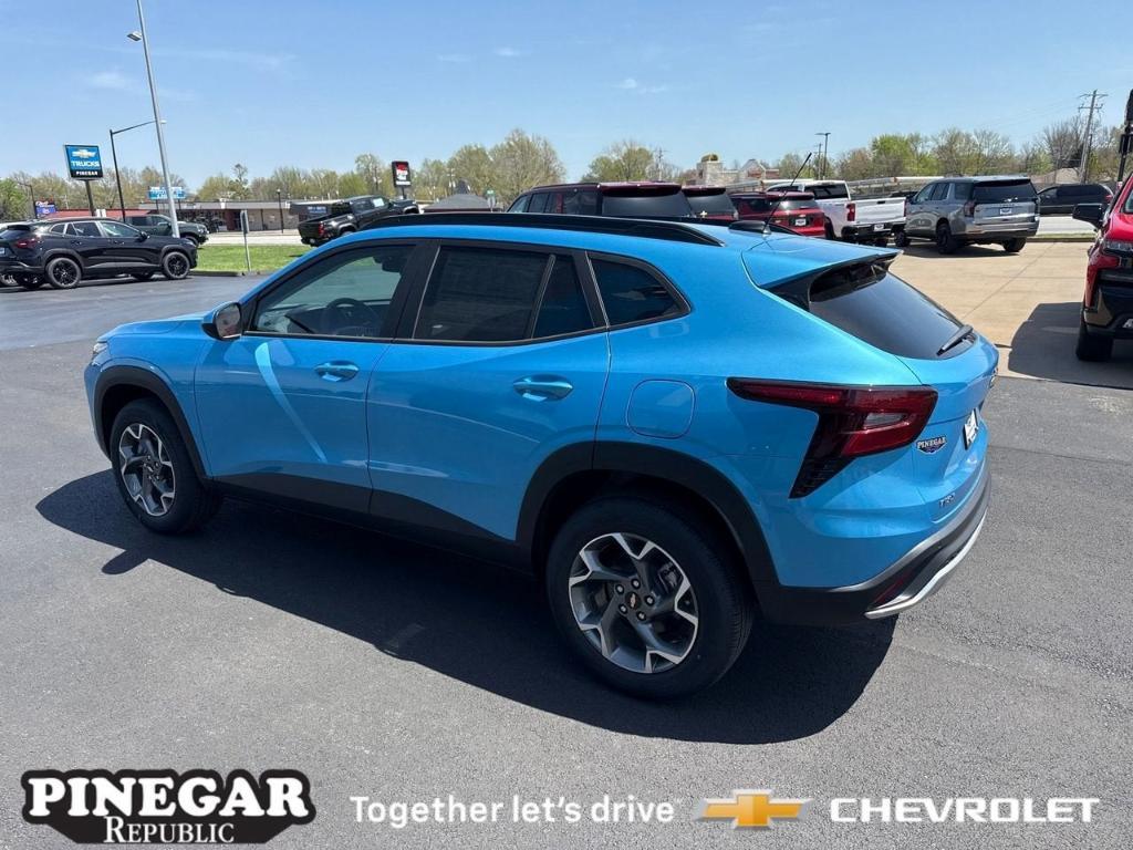 new 2025 Chevrolet Trax car, priced at $24,980