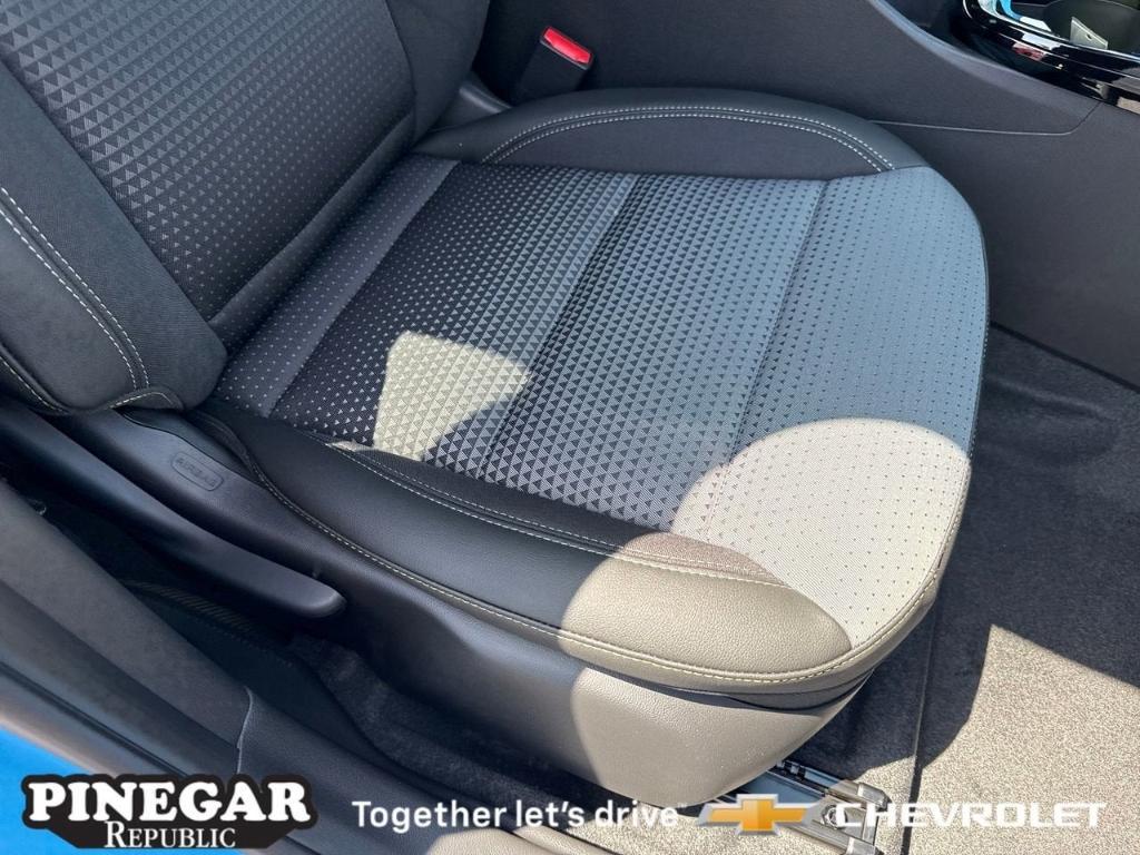 new 2025 Chevrolet Trax car, priced at $24,980