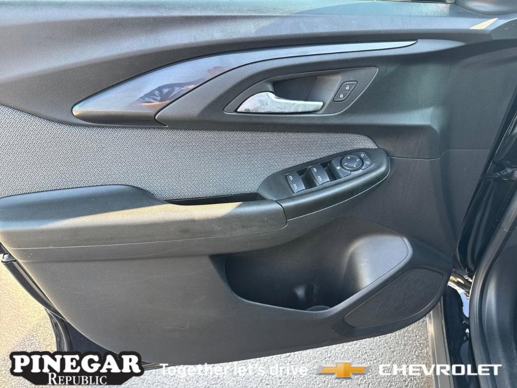 used 2023 Chevrolet TrailBlazer car, priced at $22,953
