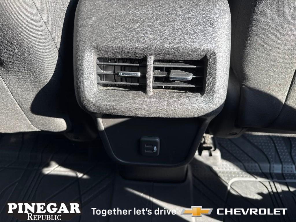 used 2023 Chevrolet Equinox car, priced at $22,584