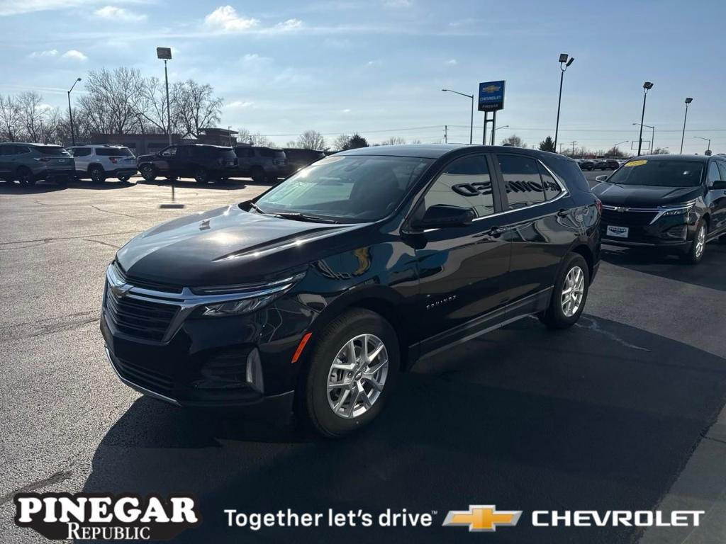 used 2023 Chevrolet Equinox car, priced at $22,584