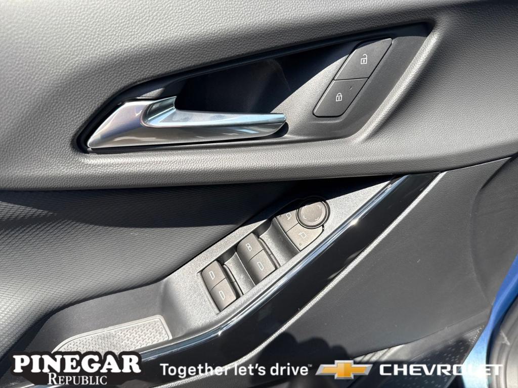 new 2026 Chevrolet Equinox car, priced at $34,135