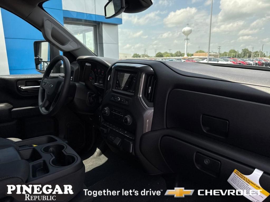new 2025 Chevrolet Silverado 2500 car, priced at $55,050
