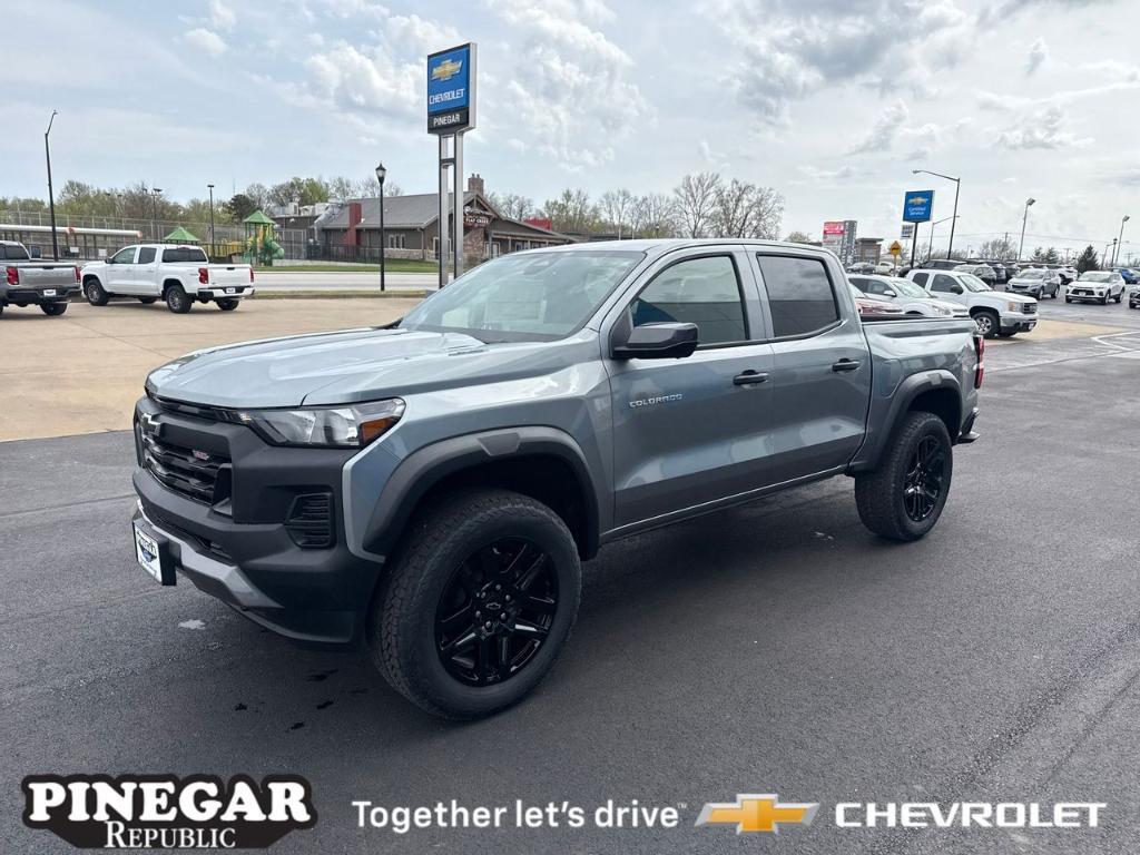new 2025 Chevrolet Colorado car, priced at $43,895