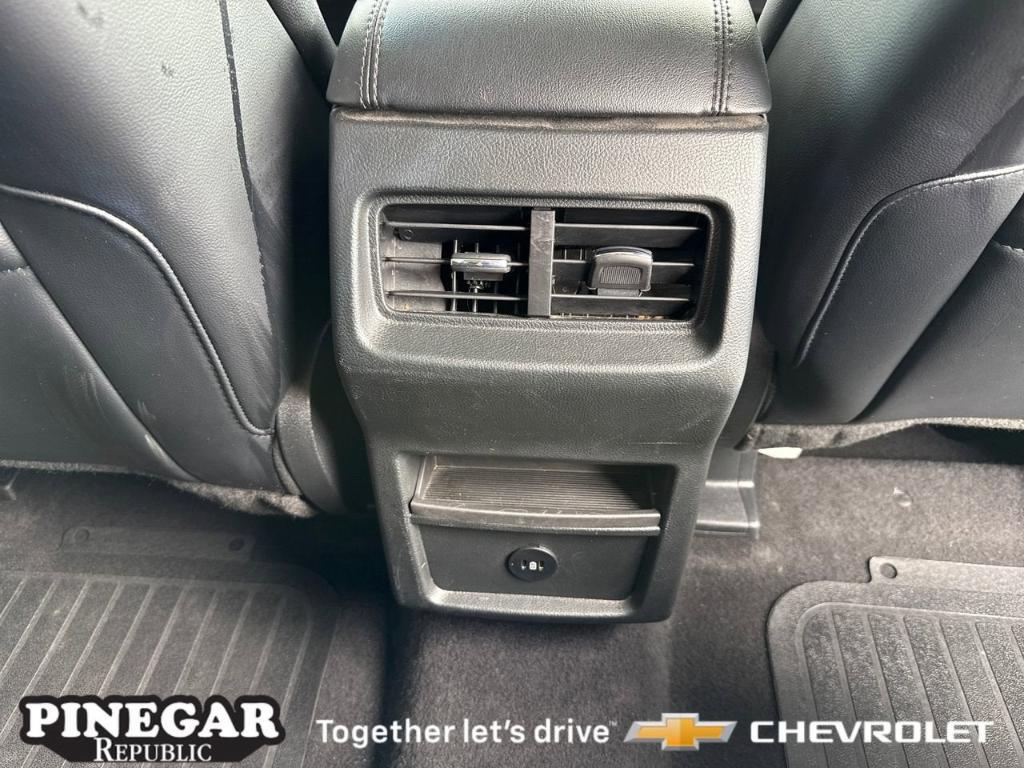 used 2024 Ford Edge car, priced at $23,730