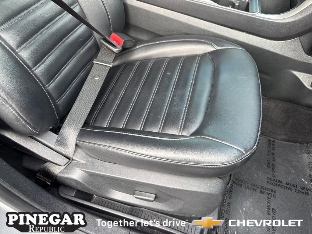 used 2024 Ford Edge car, priced at $23,730