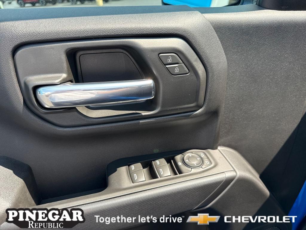 new 2025 Chevrolet Silverado 1500 car, priced at $48,385