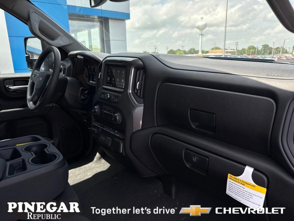 new 2025 Chevrolet Silverado 2500 car, priced at $55,050
