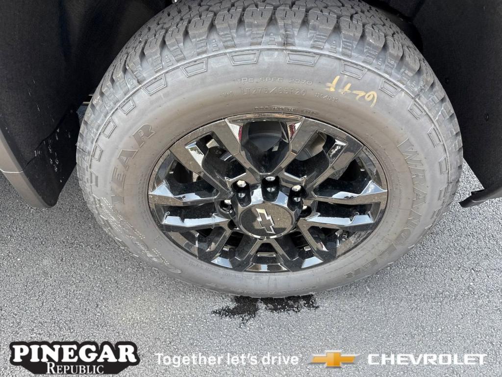 new 2025 Chevrolet Silverado 2500 car, priced at $55,050