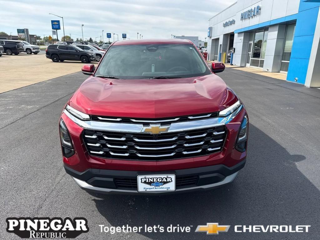new 2026 Chevrolet Equinox car, priced at $30,565