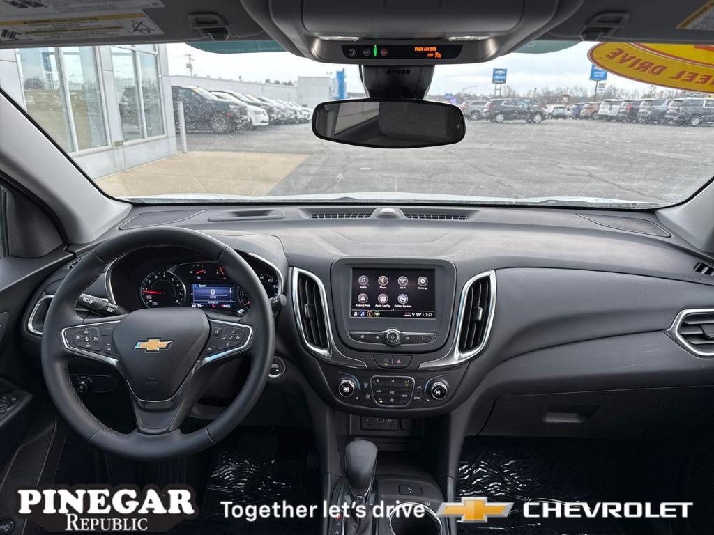 used 2024 Chevrolet Equinox car, priced at $25,898