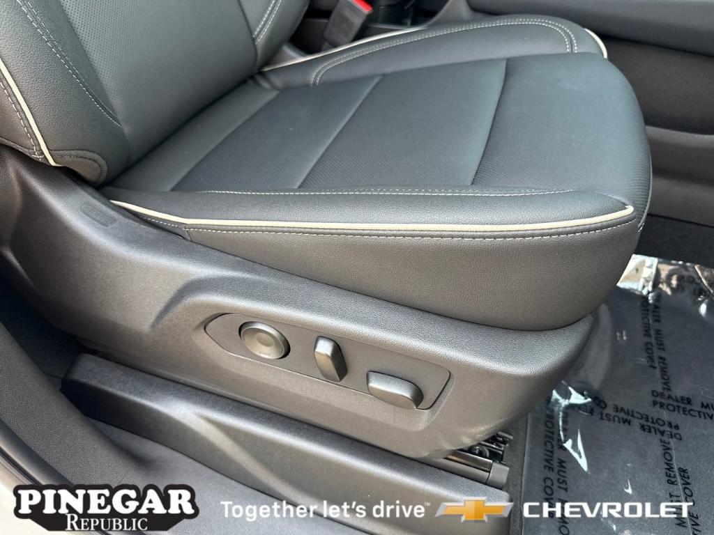 new 2025 Chevrolet Suburban car, priced at $75,190