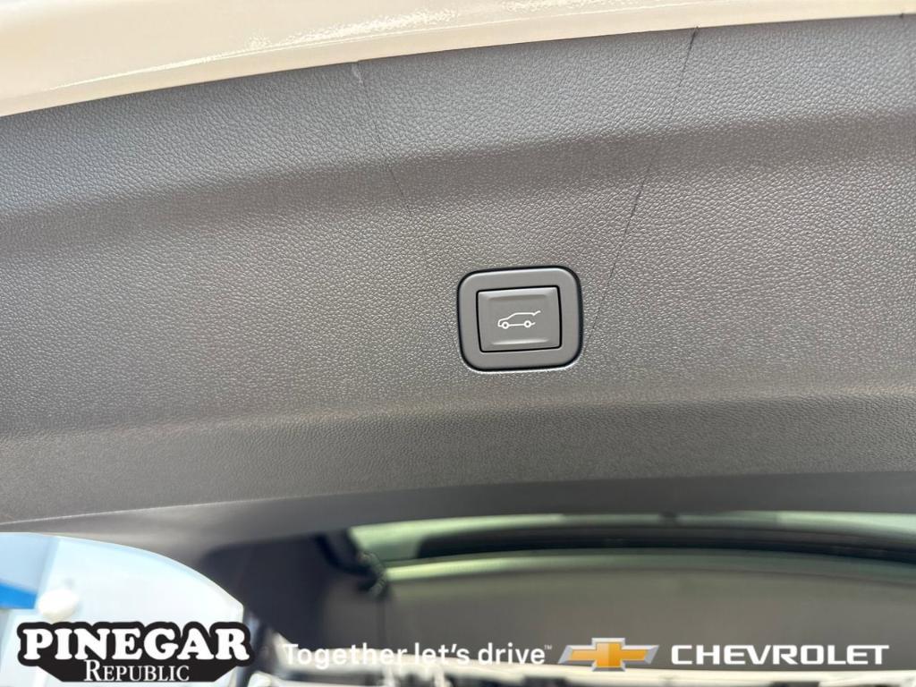 new 2025 Chevrolet Suburban car, priced at $75,190