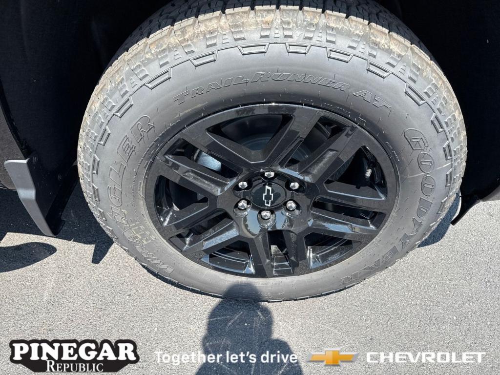 new 2025 Chevrolet Silverado 1500 car, priced at $45,125