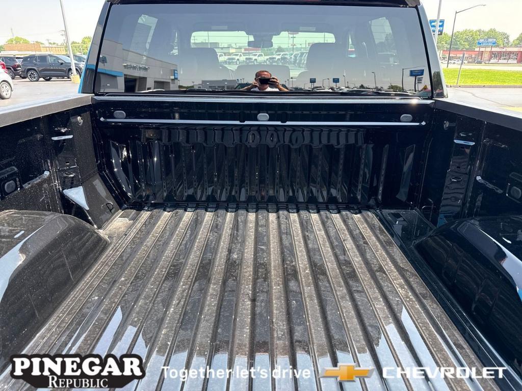new 2025 Chevrolet Silverado 1500 car, priced at $45,125