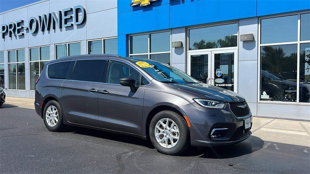 used 2021 Chrysler Pacifica car, priced at $24,748