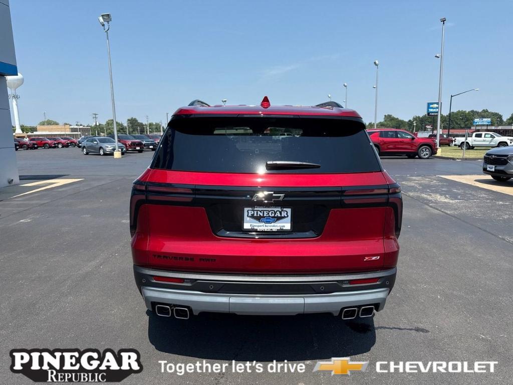 new 2026 Chevrolet Traverse car, priced at $53,115