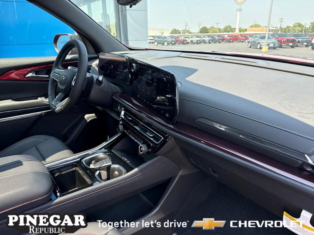 new 2026 Chevrolet Traverse car, priced at $53,115