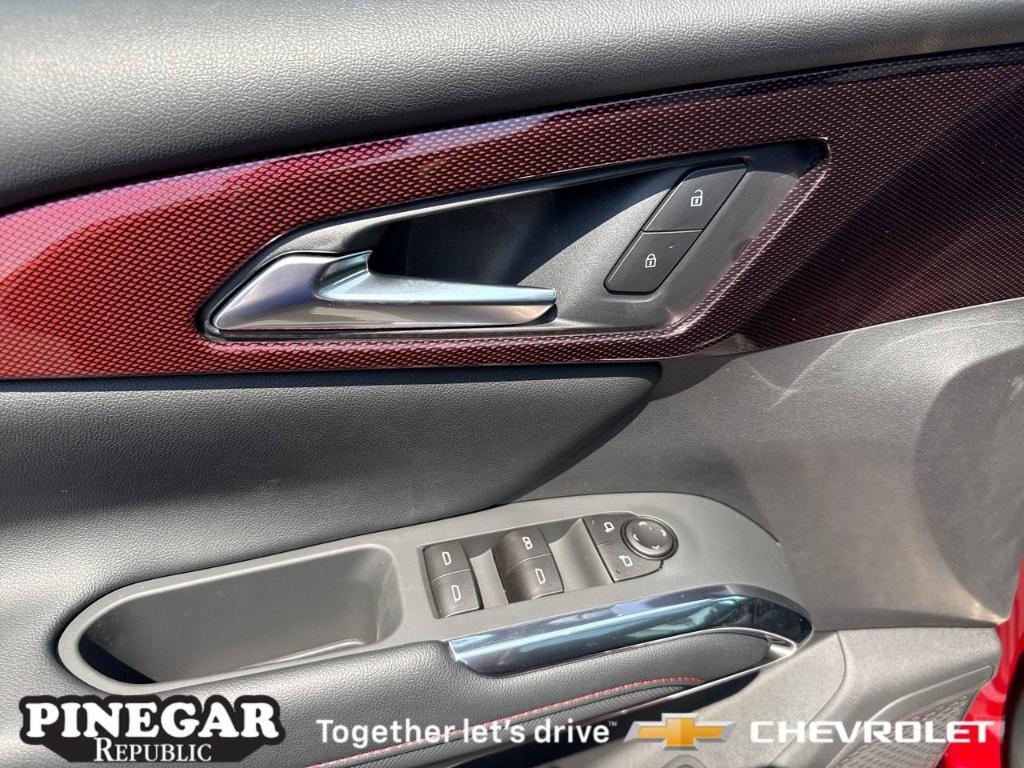 new 2026 Chevrolet Traverse car, priced at $53,115