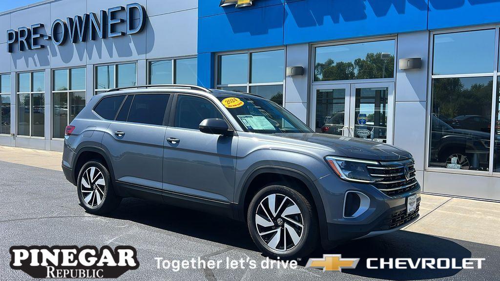 used 2024 Volkswagen Atlas car, priced at $33,267