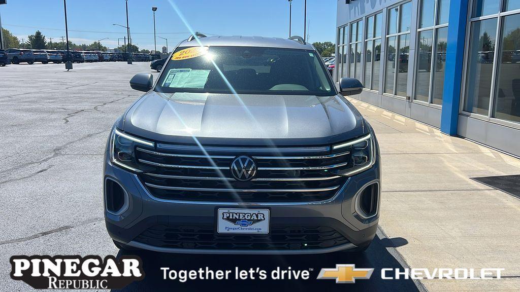 used 2024 Volkswagen Atlas car, priced at $33,267