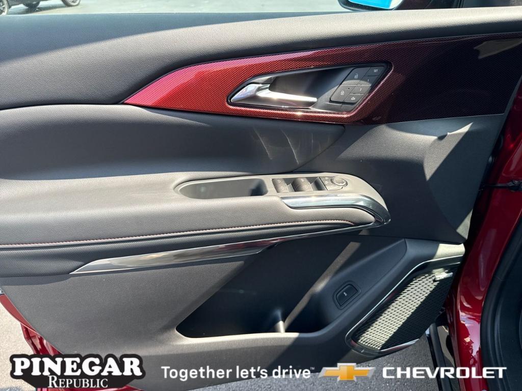 new 2025 Chevrolet Traverse car, priced at $58,995