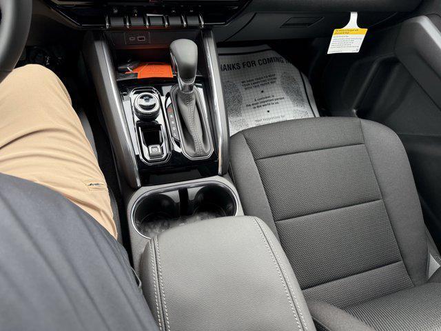 new 2025 GMC Canyon car, priced at $45,004