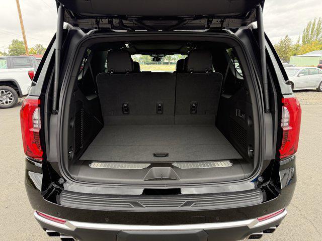 new 2025 GMC Yukon XL car, priced at $91,152