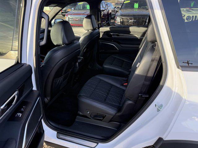 used 2023 Kia Telluride car, priced at $45,901