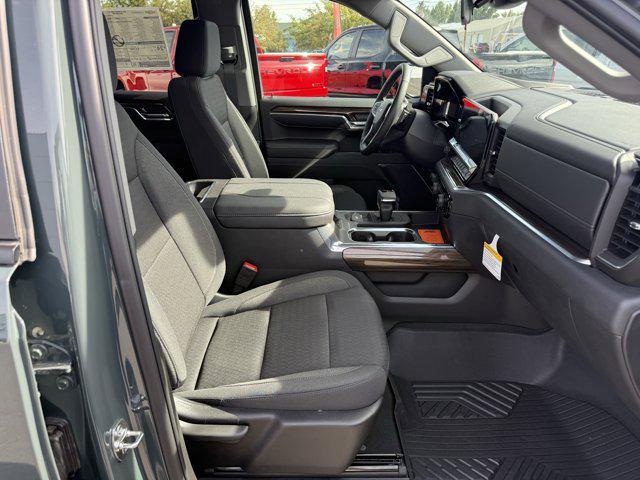 new 2025 Chevrolet Silverado 1500 car, priced at $63,668