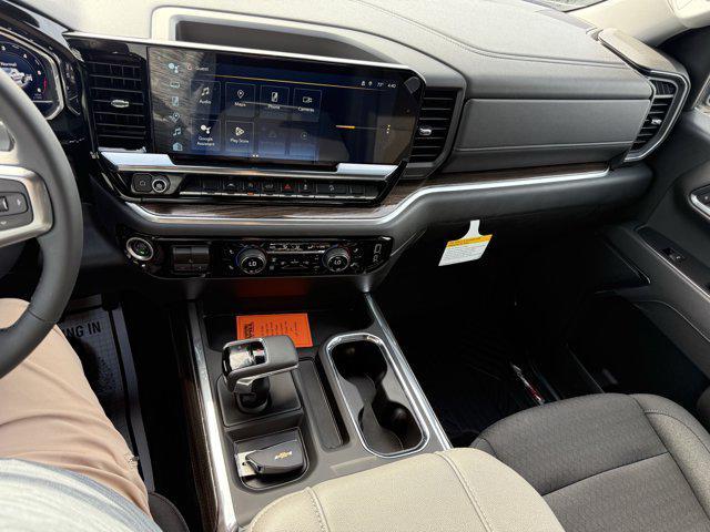 new 2025 Chevrolet Silverado 1500 car, priced at $63,668