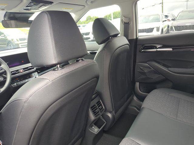 new 2025 Kia Seltos car, priced at $24,875