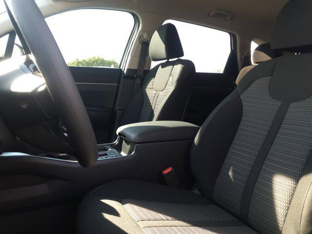 new 2025 Kia Sorento car, priced at $32,480