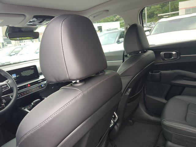 new 2025 Kia Sorento car, priced at $39,580