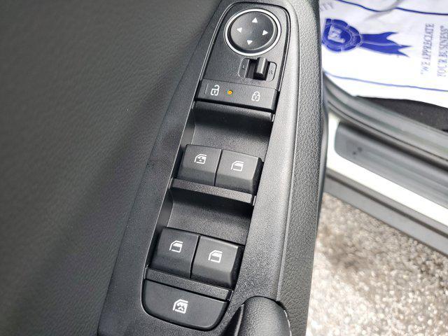new 2025 Kia Seltos car, priced at $25,250