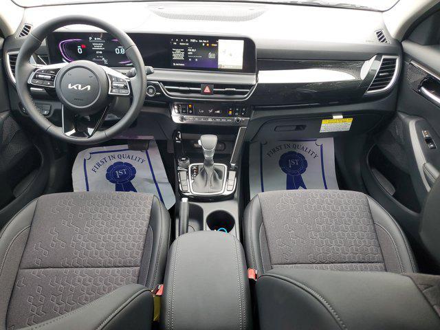 new 2025 Kia Seltos car, priced at $25,250