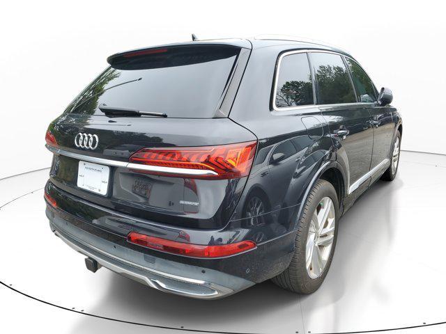 used 2020 Audi Q7 car, priced at $26,158