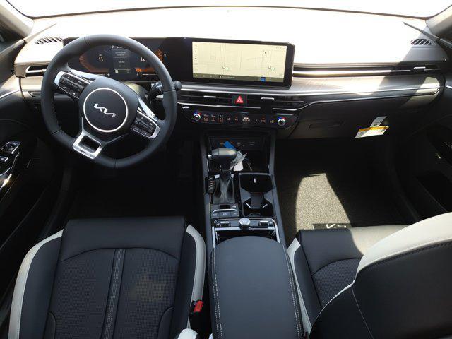 new 2025 Kia K5 car, priced at $29,830